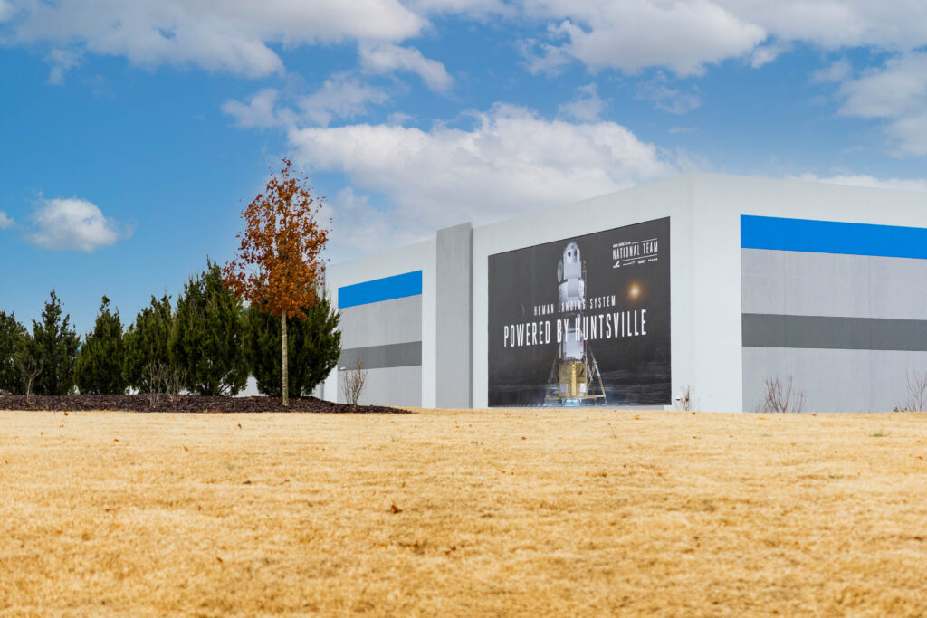 Jeff Bezos’ Blue Origin adding 300+ jobs in Huntsville—Here’s how to apply Jeff Bezos’ Blue Origin adding 300+ jobs in Huntsville—Here’s how to apply