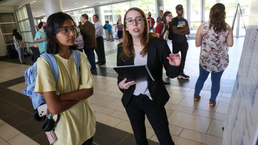 15 UAH students receive summer awards for research 15 UAH students receive summer awards for research