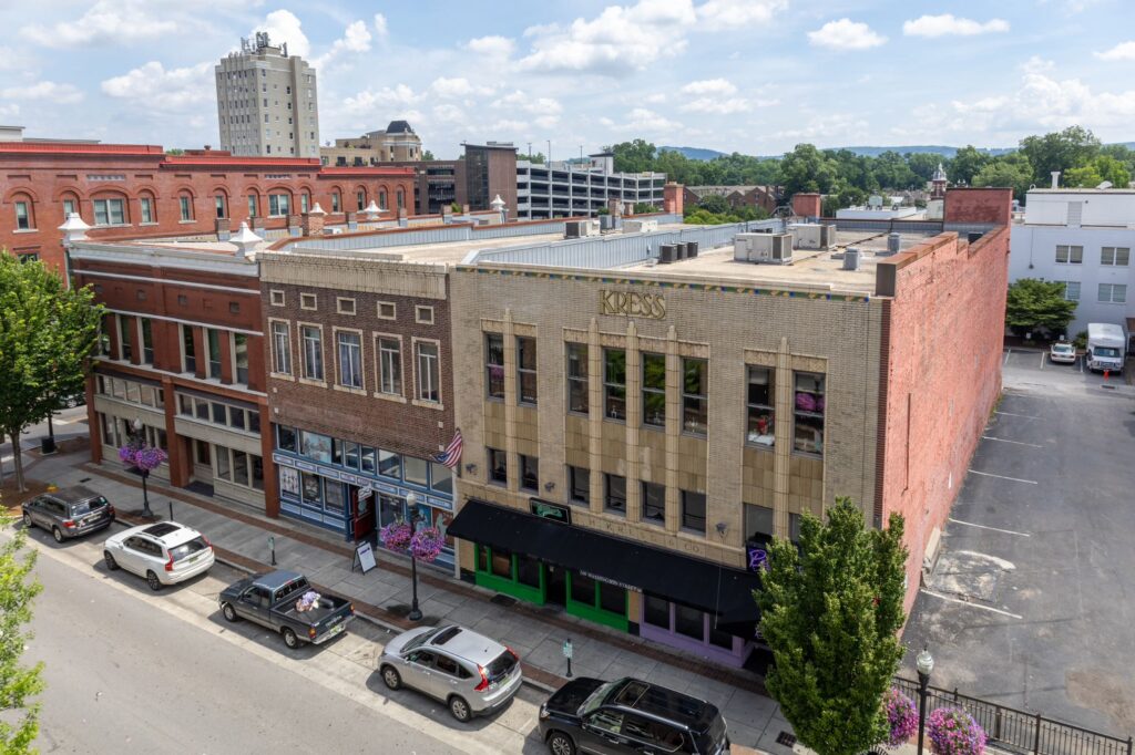 Seafood restaurant Catch 25 to open in former Below the Radar location