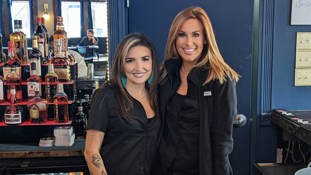 Furniture Factory Bar & Grill’s 2nd location just opened – Here’s what’s inside Furniture Factory Bar & Grill’s 2nd location just opened – Here’s what’s inside