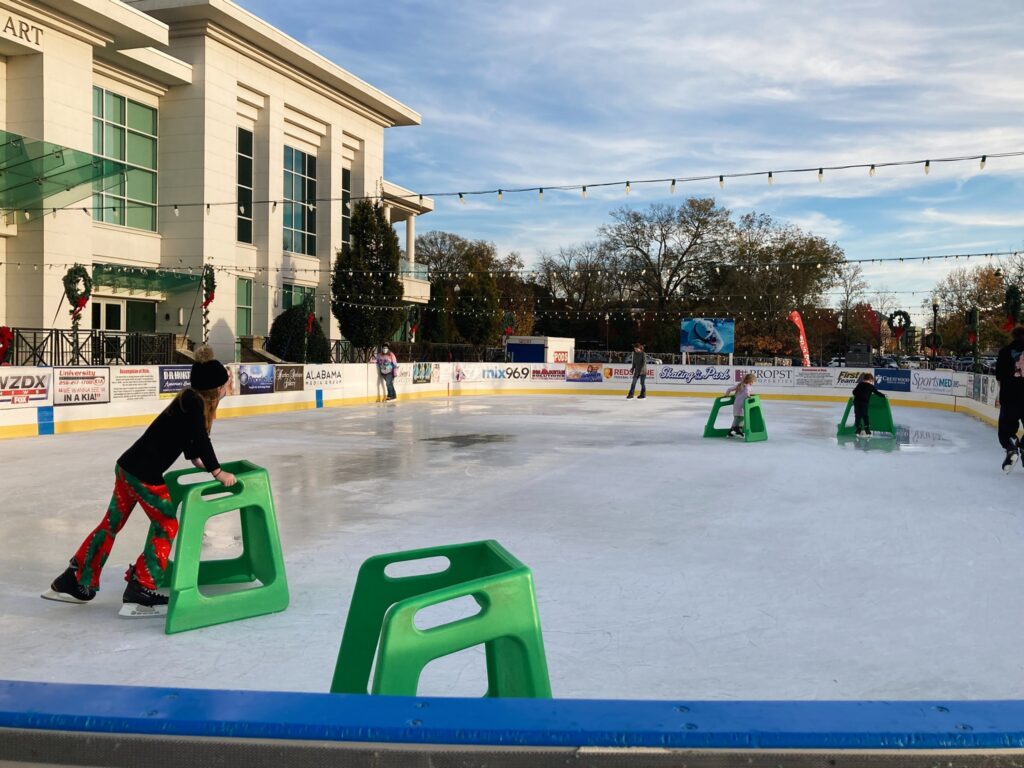 3 spots to ice skate this winter—including a brand new option under the stars 3 spots to ice skate this winter—including a brand new option under the stars