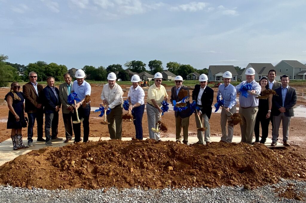 NEW: Athens Marketplace to bring more shopping options to the city NEW: Athens Marketplace to bring more shopping options to the city