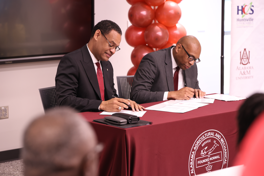 Huntsville City Schools, Alabama A&M launch new dual enrollment program Huntsville City Schools, Alabama A&M launch new dual enrollment program