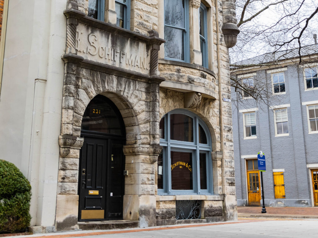 Ghost tours in Huntsville — where to take a unique spooky tour this fall