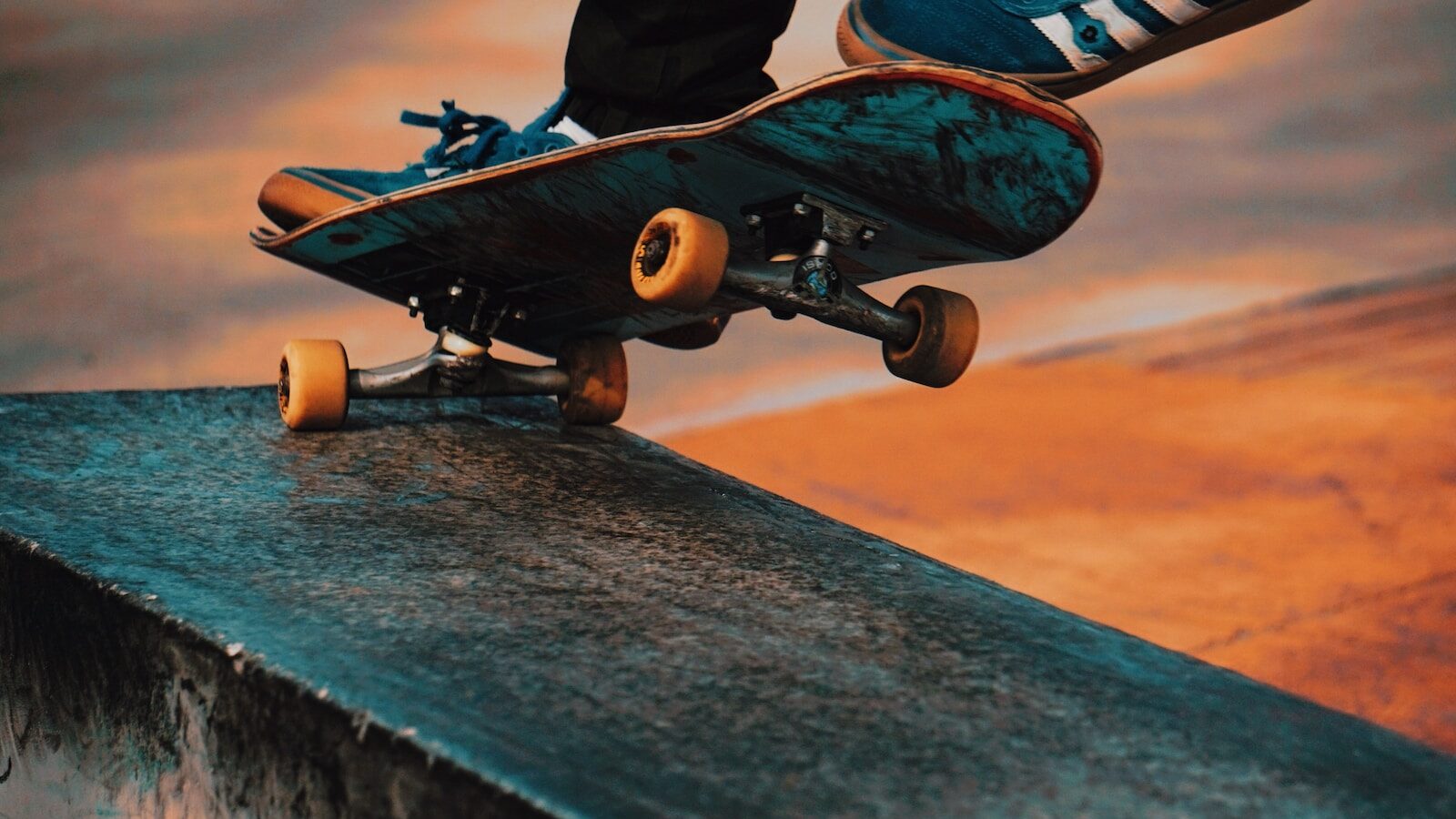NEW: opening date for skate park + space playground