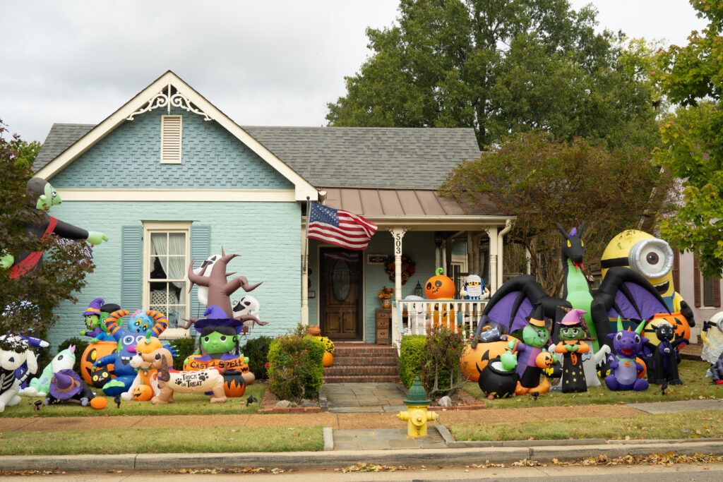 We found some of the best decorated houses for Halloween