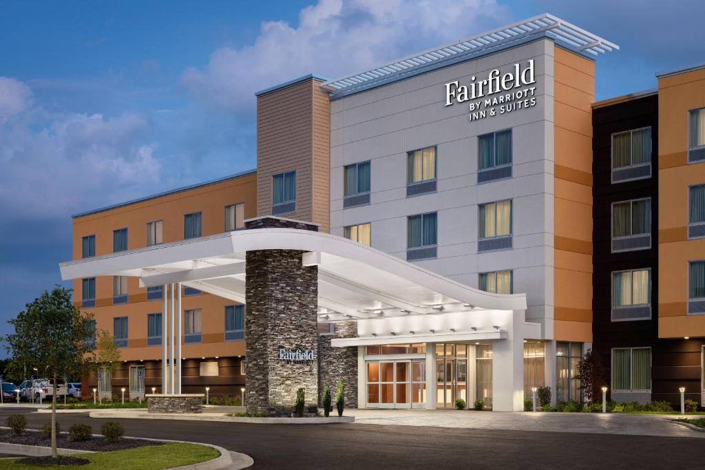 New hotel at Redstone Gateway now open