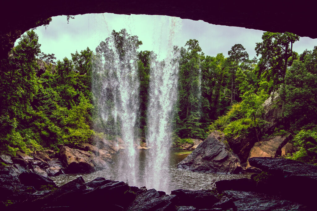 You need to know about these awesome places to go camping in North Alabama