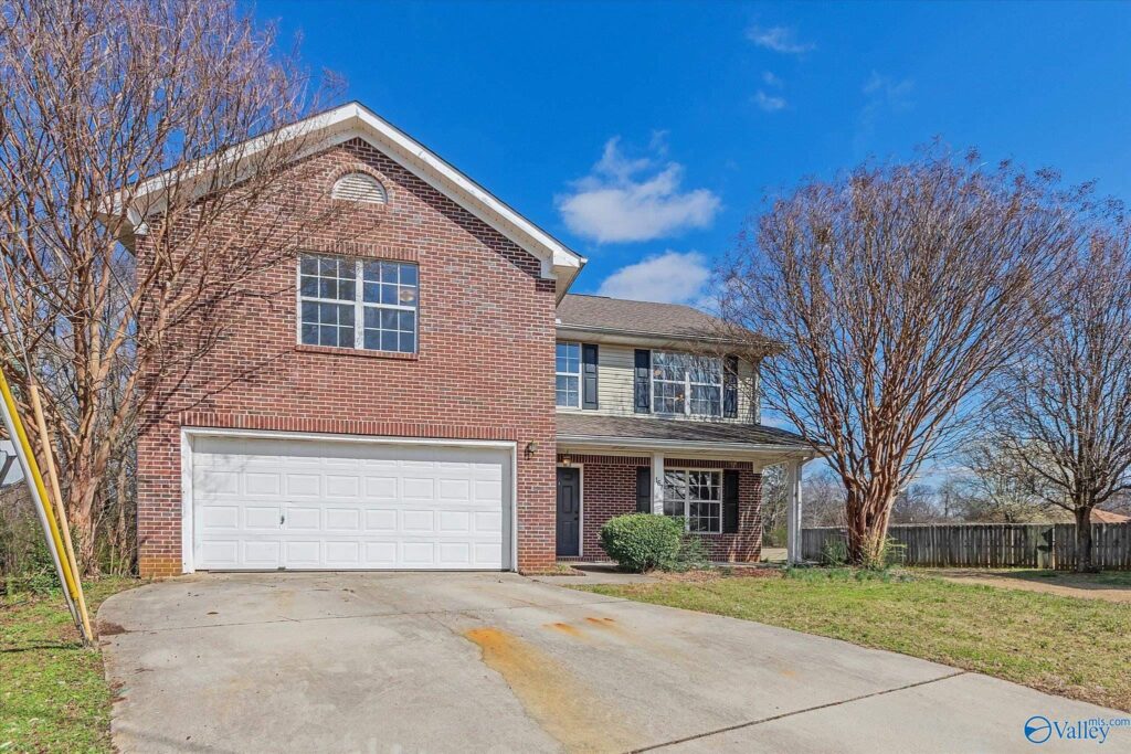 6 Huntsville-area homes, including 2 fresh on the market