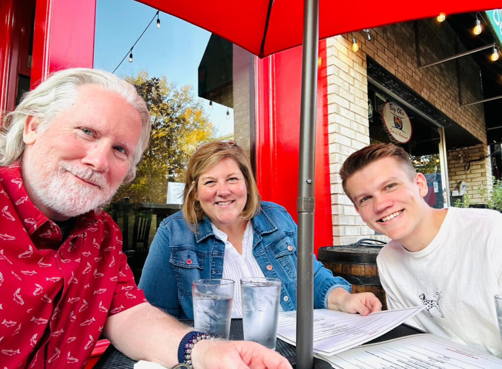 7 of the best restaurants in Huntsville with outdoor seating