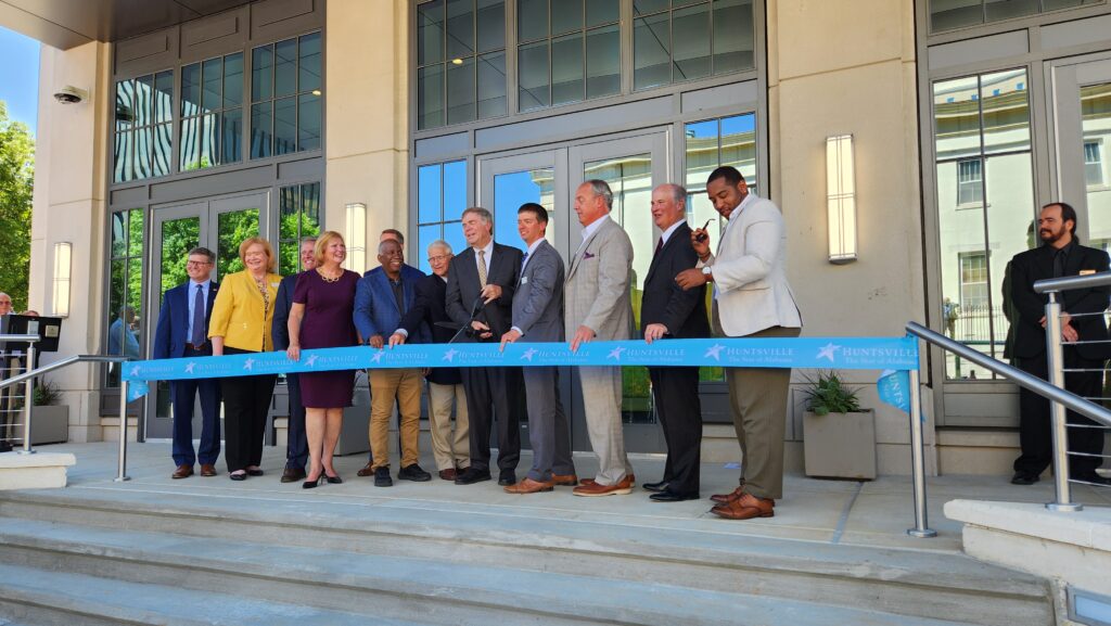 New Huntsville City Hall now open for business
