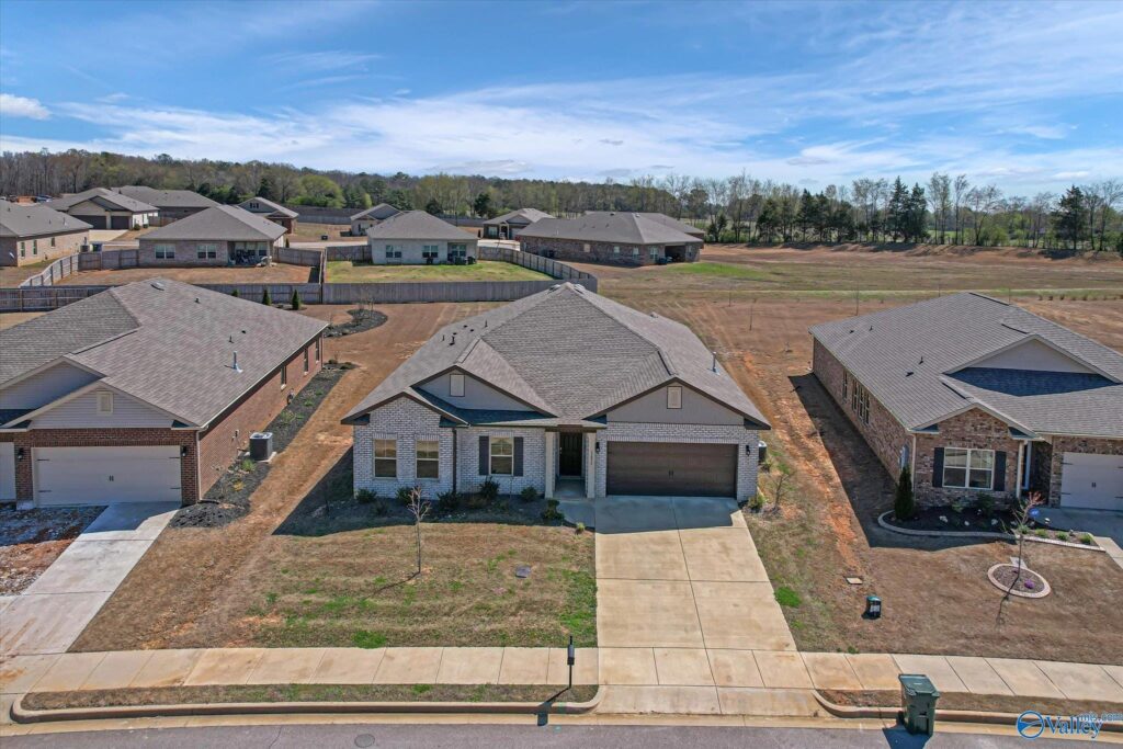8 Huntsville-area listings on the market right now