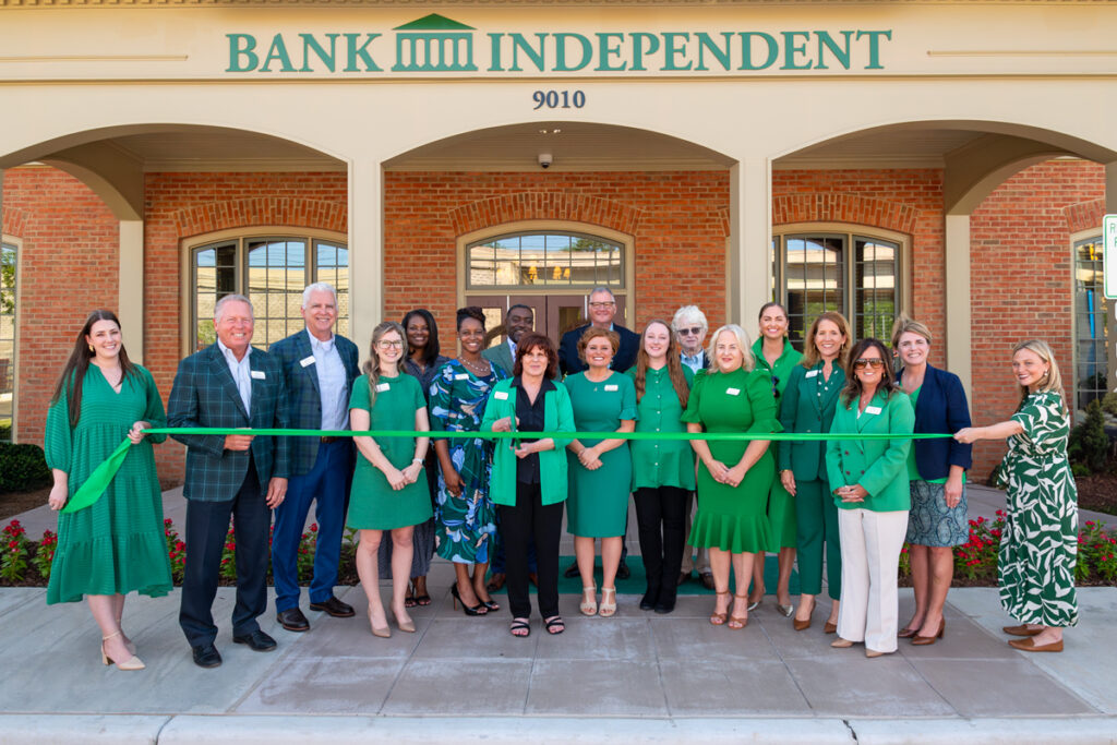 New Bank Independent branch opens in South Huntsville