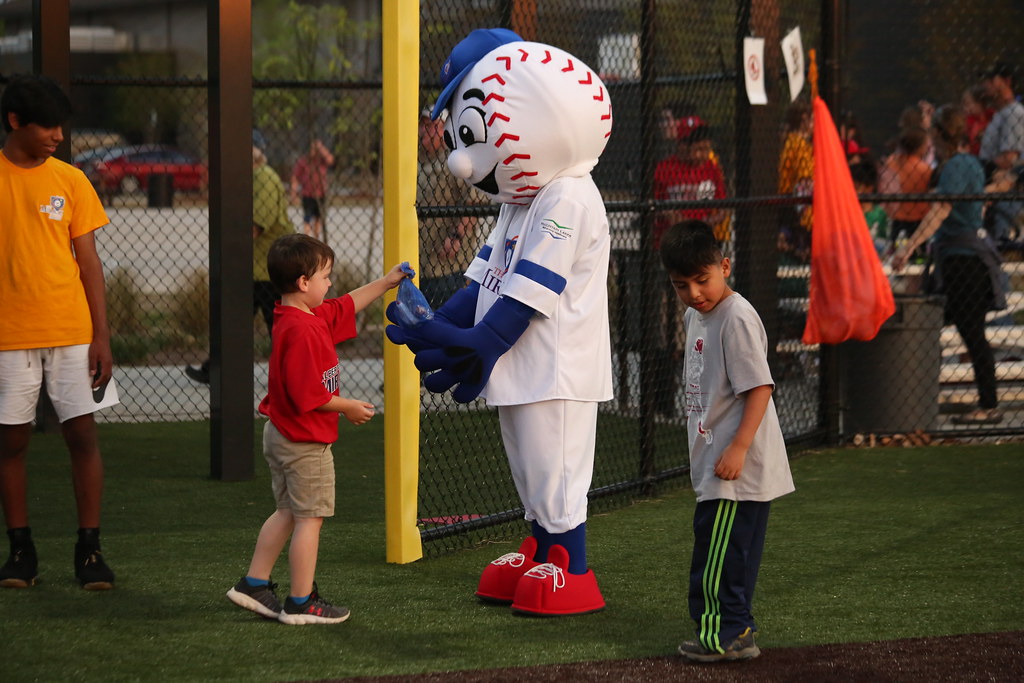 Bob Jones baseball star donates to Miracle League of Madison