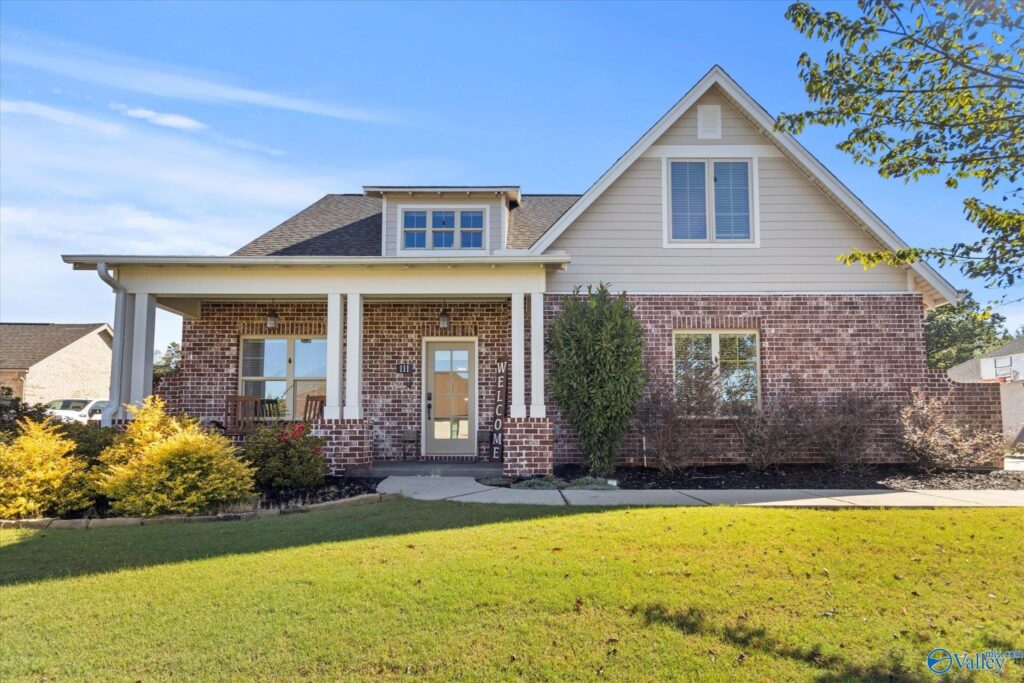 6 beautiful Huntsville-area homes on the market