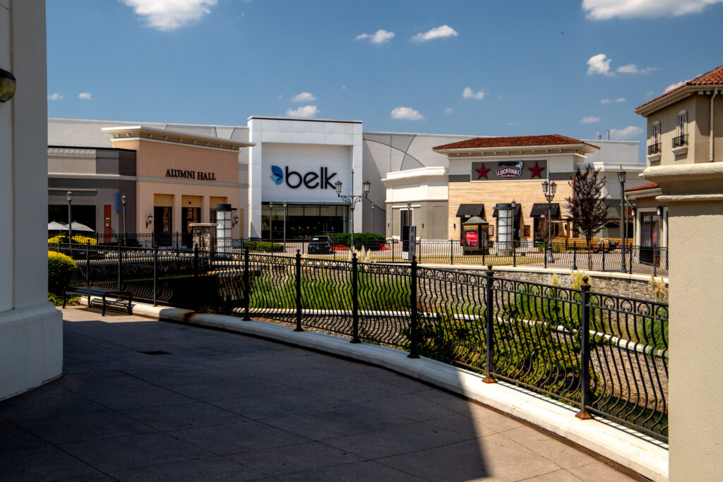 Bridge Street ranks among 10 best shopping centers in new poll