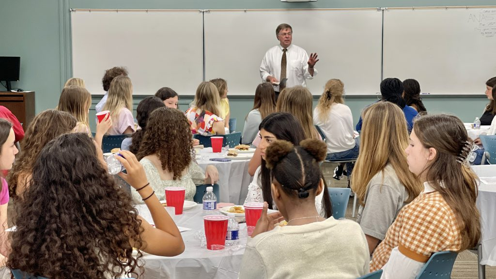 Mayor Battle launches new Youth Advisory Council