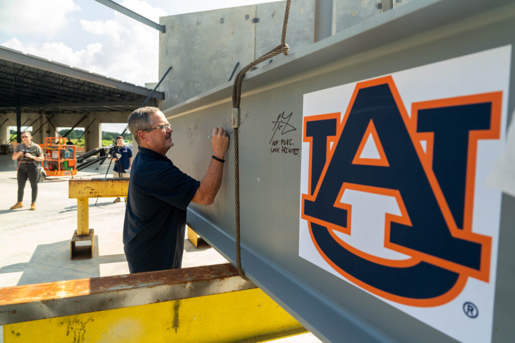 New Auburn research center addition in Huntsville reaches construction milestone