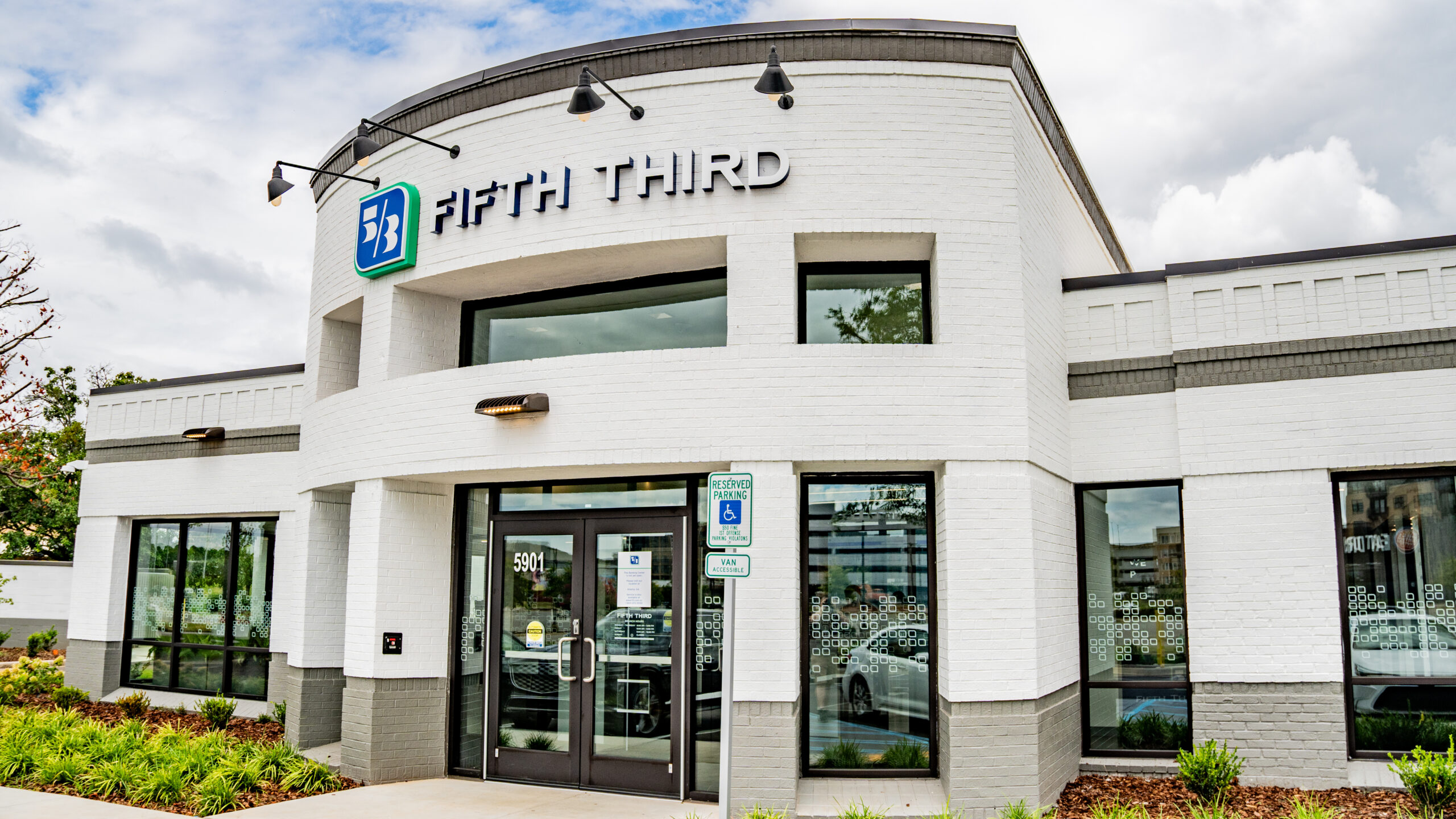 Welcome these 5 new businesses to the Huntsville area