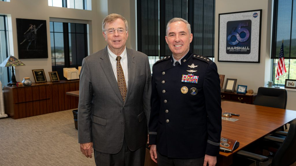Mayor Battle meets with top U.S. Space Command officer