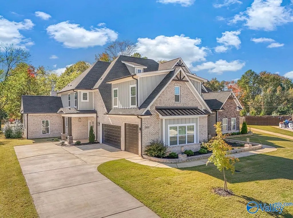 What’s trending in the real estate market right now in the Huntsville metro
