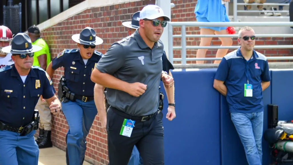Huntsville native + Grissom grad Jon Sumrall to take Florida job Huntsville native + Grissom grad Jon Sumrall to take Florida job