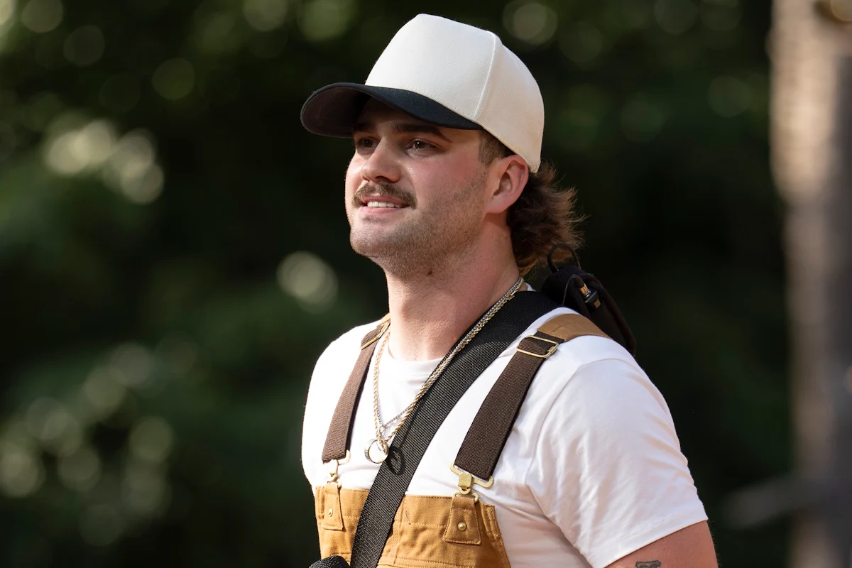 Florence’s Kutter Bradley now in Top 20 on ‘American Idol’ Florence’s Kutter Bradley now in Top 20 on ‘American Idol’