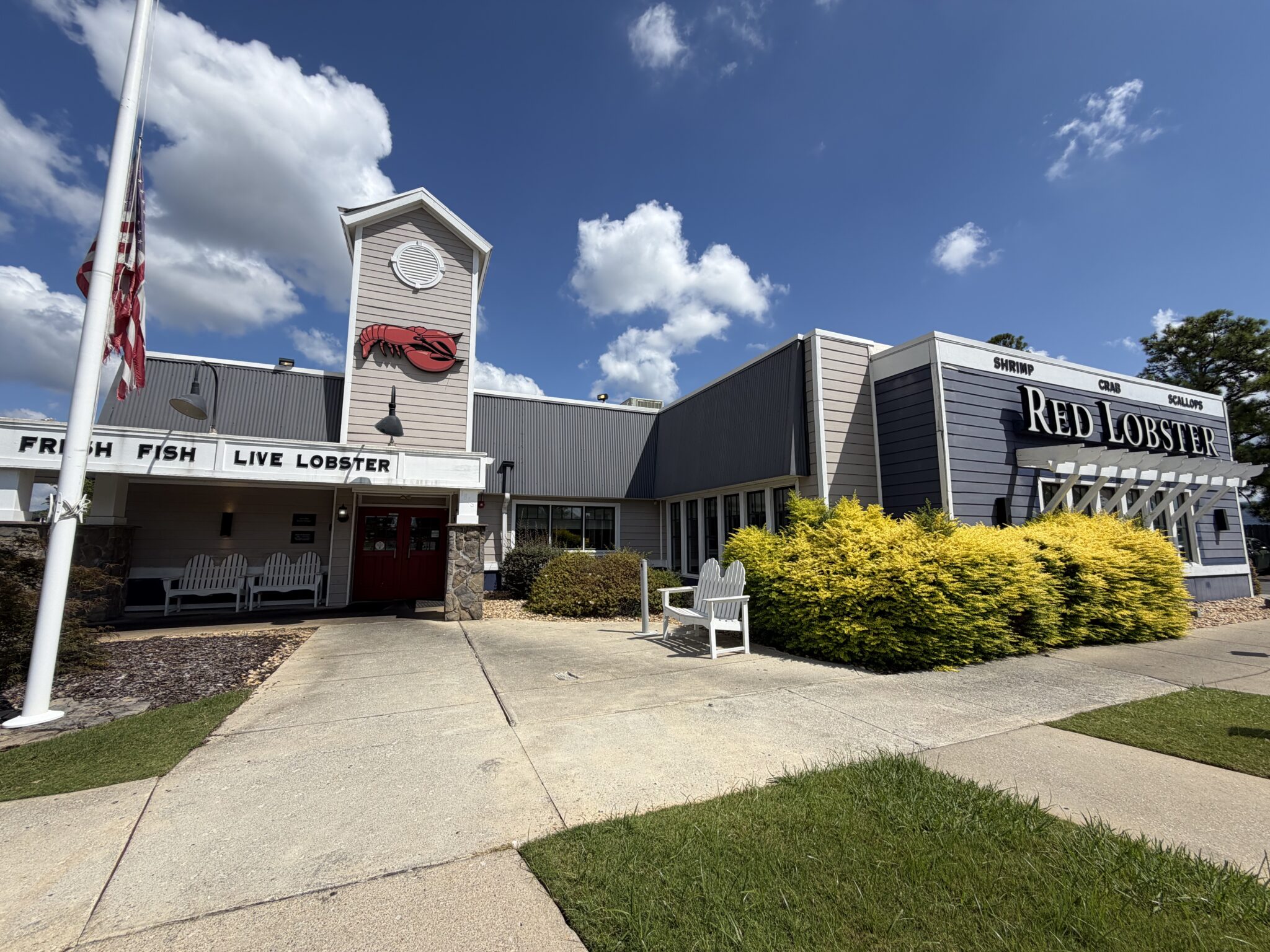 Red Lobster closing + 6 exciting new openings around Huntsville